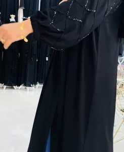 Abayas élégantes et modestes brodées à la main pour femmes, robes traditionnelles formelles de Dubaï, tissu respirant - Product Image 3