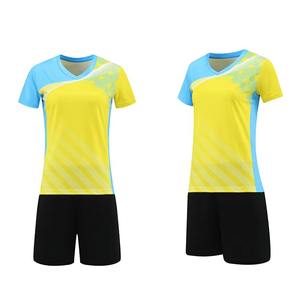 Compra al por mayor conjunto de uniformes de voleibol, uniforme de equipo personalizado para mujer, estampado por sublimación, uniforme transpirable de poliéster - Product Image 4