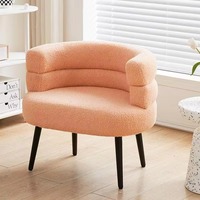 Fauteuil ottoman sur mesure en gros, revêtement en velours offrant une douceur qui ne se laisse pas tromper par le puissant squelette métallique à l'intérieur, nouveauté