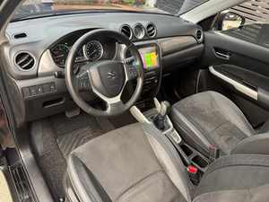 Usado Clean 2020 Suzuk-i Vitara GLX - Product Image 3