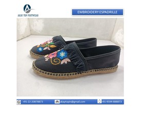 2023 verano último bordado yute Sandalias planas espaderillas de moda para mujeres y niñas disponibles en diferentes colores y tamaños - Product Image 2