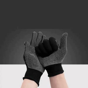 Gants de travail confortables en tricot à pois sans couture réutilisables avec tenue sûre et dextérité Gants de sécurité antidérapants - Product Image 6