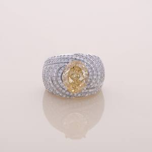 Anillo de Lujo de Plata de Ley 925 Sólida con Banda Pavé, Diamante Ovalado Amarillo de 4.41ct Cultivado en Laboratorio, Chapado en Rodio Vintage, Certificado por IGI - Product Image 1
