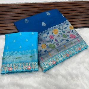 Bolso de mano de metal moderno de calidad superior Bolso de noche ligero y duradero para mujer Disponible para cantidades a granel - Product Image 5