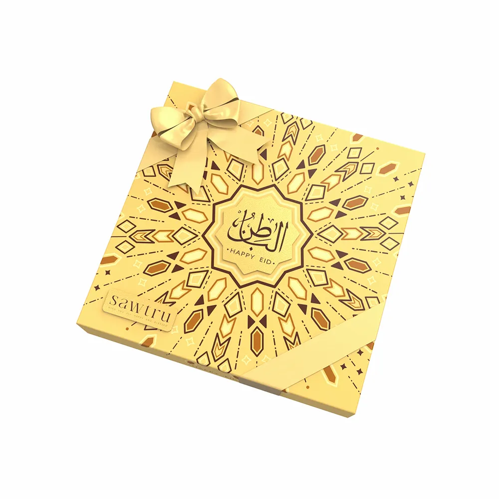 Logotipo de marca Caja de regalo con tapa superior de cartón rígido de lámina de oro de lujo Cajas de ropa de lujo para embalaje