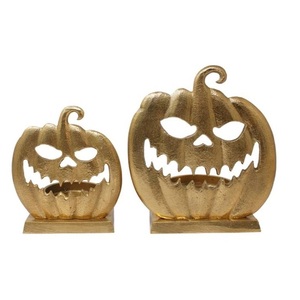 Citrouille Jack O'Lantern en métal aluminium noir, en treillis métallique tressé, style rustique campagnard, décoration d'Halloween pour table et porche. - Product Image 3