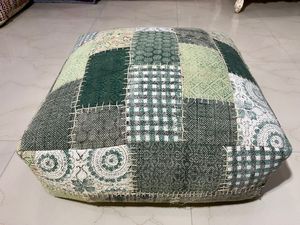 Pouf carré fait à la main en coton au design moderne pouf brodé de deux couleurs personnalisables pour la décoration de jardin pouf rempli - Product Image 5