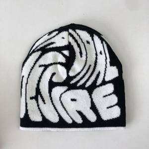 Gorros de Punto Modernos para Hombre y Mujer, Gorros de Invierno Cálidos y a la Moda, Proveedor de Gorros con Logotipo Personalizado al por Mayor por MIDEN Int. - Product Image 2