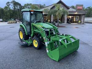 Tracteur/chargeur John Deere 3039R avec cabine, moteur diesel Yanmar 39 CV, compatible avec pelle rétrocaveuse et grappin, meilleur prix agricole. - Product Image 5