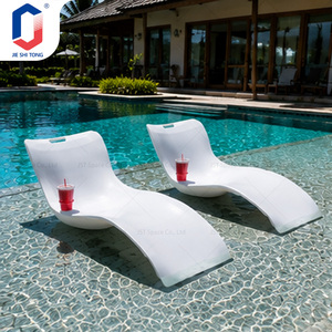 Chaise longue de jardin en rotin PE résistante aux intempéries et aux UV, inclinable, pour villa, cour, jardin, détente - Product Image 6