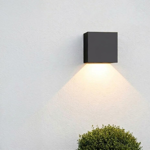 Applique Solare LED 800 Lumen con Sensore di Movimento / Crepuscolare Protezione IP65 - Product Image 1