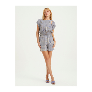 Shorts de Mujer con Estampado de Neumáticos y Detalles en Viscosa, de Turquía - Product Image 2