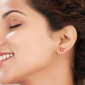 Pendientes de Perlas Geométricas y Circonitas con Baño de Rodio Dorado para Mujer - Product Image 2