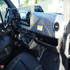 Mercedes-Benz Sprinter 2500 2024, Paquete Tecnológico, Transmisión Automática, Distancia Entre Ejes de 170 Pulgadas, Motor de 2.0L y 4 Cilindros, Techo Alto, Tracción Trasera, Superventas - Product Image 4