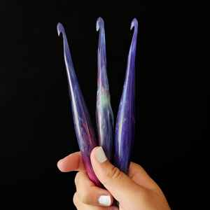 เข็มโครเชต์เรซิ่นแบบชิ้นเดียว ทนทาน ใช้งานสะดวก ดีไซน์สวยงาม พร้อมโลโก้สั่งทำพิเศษ - Product Image 3