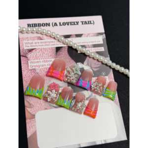 Super Star Press on Nail : Ajoutez du glamour et du style à vos doigts ! - Product Image 1