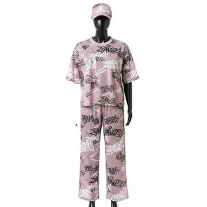 Ensemble 2 pièces pour femmes en maille polyester de haute qualité, 180 GSM, respirant, rose, imprimé par sublimation, logo personnalisé, tenue pour femmes - Product Image 1