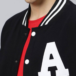 แจ็กเก็ตเบสบอลของผู้ชายทำจากวัสดุระบายอากาศใส่สบายและมีตัวอักษรสีทึบดีไซน์ส่วนตัว - Product Image 5