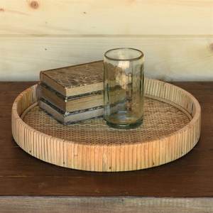 Les plateaux de service ronds en rotin minimalistes traditionnels du Vietnam: parfaits pour les restaurants, les hôtels et les familles d'accueil - Product Image 3