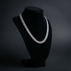 สร้อยคอแบบ Cuban Link ประดับเพชรโมอิสซาไนต์สี D ขนาด 11 มม. พร้อมสายเงินแท้ 925 - Product Image 5