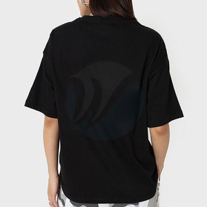 เสื้อยืดผู้หญิงสีพื้นคุณภาพสูงเป็นมิตรกับสิ่งแวดล้อม สไตล์ลำลองสำหรับฤดูร้อน ทรงหลวม รับสกรีนโลโก้ - Product Image 2