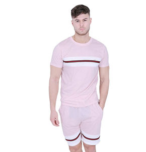 Ensemble short de haute qualité pour hommes Streetwear décontracté respirant vente en gros de t-shirts à manches courtes pour hommes ensembles de shorts 2 pièces pour hommes - Product Image 1
