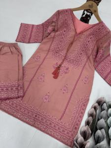 NUEVO DISEÑADOR ALGODÓN PESADO SALWAR TRAJE TELAS ALGODÓN PESADO TOP DE ALGODÓN PESADO BORDADO PESADO CON ESPEJO REAL TRABAJO A MANO - Product Image 6