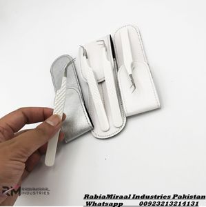 Nouveau Style de pince à cils à pointe en fibre d'acier inoxydable pince à épiler à poignée en fibre Logo personnalisé pince à épiler à 90 degrés Extension de cils - Product Image 6