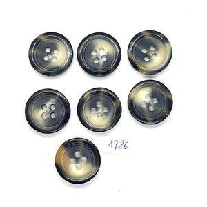 Boutons rustiques en corne de buffle à 4 trous pour pulls et cardigans - Product Image 2
