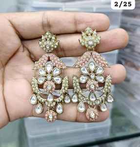 Joyería India al por mayor de último diseñador tradicional y de moda de pendiente jhumka Kundan para mujer joyería de pendiente elegante - Product Image 3