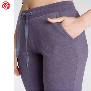 Pantalon de survêtement en tissu doux en coton respirant pour femme Pantalon d'entraînement sportif long pour la musculation en hiver - Product Image 4