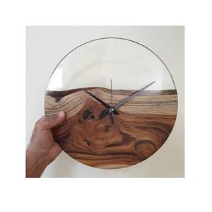 Horloge murale silencieuse en résine et bois pour un environnement sans bruit Horloges murales artisanales en résine faites à la main pour la décoration intérieure - Product Image 1