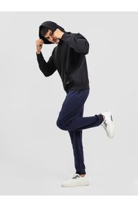 Vente en gros de sweats à capuche légers pour hommes, style décontracté, 100% coton, nouvelle arrivée, personnalisables, disponibles dans toutes les couleurs - Product Image 4
