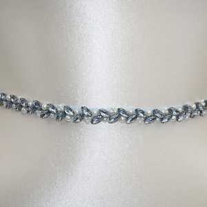 Cinturón de Novia Azul Claro Bridella BS383QL con Incrustaciones de Diamantes de Imitación y Perlas, Ajustable - Product Image 1