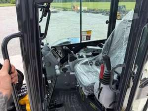 Miniexcavadora John Deere 50G Usada al por Mayor, Compre Ahora, Maquinaria de Primera Calidad, Entrega Rápida Garantizada, en Venta - Product Image 3