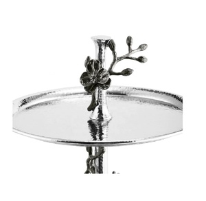 เค้กตั้งได้ทำจากโลหะ2ชั้นลายกล้วยไม้สีดำมันวาวออกแบบได้ตามต้องการ - Product Image 4