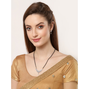 Ensemble de bijoux élégants en diamant Mangalsutra - Product Image 2