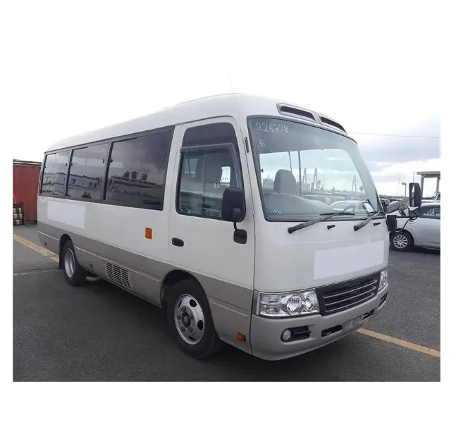 Toyota coaster 30 places avec sièges en cuir à moteur diesel bon marché pour autobus scolaire