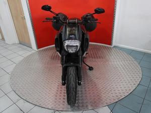 Motocyclettes sportives Ducati Diavel 2018 d'occasion à vendre à prix avantageux - Product Image 3