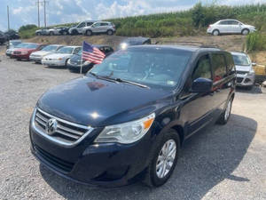 Auto Usado de Calidad a Precio Accesible, Volkswagen Routan SE 2014, Volante a la Izquierda - Product Image 3