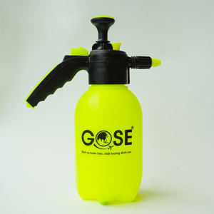 Arrosoir en plastique HDPE 2L de haute qualité avec marquage de niveau Logo personnalisé de l'usine du Vietnam Grande capacité - Product Image 2