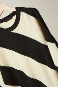 2025 élégant luxe dames tricot pull personnalisable motif à rayures à manches longues hiver Style décontracté Jacquard pull pour les femmes - Product Image 3