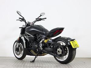 La mejor calidad Ducati XDiavel 1262cc Sport Bike Venta al por mayor Motocicletas usadas Precio - Product Image 4