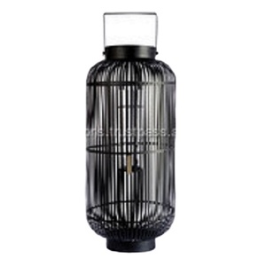 Lanterne à bougie en fer métallique à finition antique de haute qualité, faite à la main, pour la décoration de la maison ou des fêtes. - Product Image 1