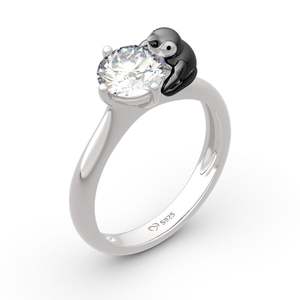 Bague de fiançailles Jeulia Hug Me Keep Your Cool Penguin en argent sterling à coupe ronde - Product Image 2