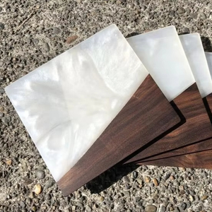 ชุดที่รองแก้วไม้และเรซินอีพ็อกซี่ตรงกลางถาดรองแก้วแบบทันสมัยราคาดีสำหรับงานฝีมือของช่างฝีมือ - Product Image 1