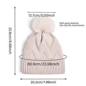 Bonnet en tricot avec logo en cuir personnalisé, bonnet d'hiver de haute qualité, en peluche et épaissi, logo, bonnets en tricot d'hiver - Product Image 3
