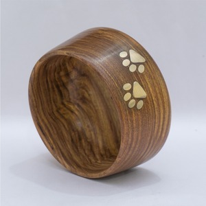 Bols d'alimentation pour animaux de compagnie en bois de Sesham fabriqués à la main de qualité supérieure Durable plat élégant chiens chats forme de bouteille Application pratique de l'eau - Product Image 2