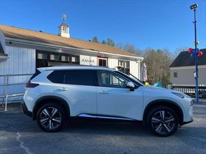 Nissan Rogue Turbo SUV 2019 Usada, Volante a la Izquierda, Asientos de Tela con Interior Claro - Product Image 3