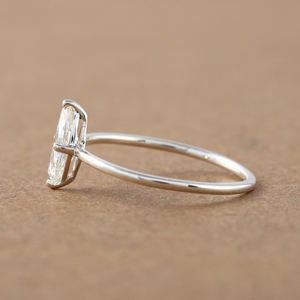 Joyería fina de plata de ley de 2 quilates, anillo de compromiso de boda de estilo clásico a la moda, corte Marquesa, ajuste de punta de diamante cultivado en laboratorio IGI - Product Image 5